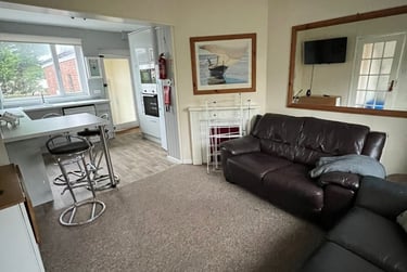 3 bed house, Greenbank Cottages, Mutley, Plymouth, PL47JW - Image 2