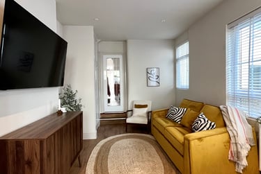 6 bed house, Maple Grove, North Hill, Plymouth, PL46PZ - Image 2