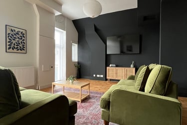 6 bed house, College Avenue, Mutley, Plymouth, PL47AN - Image 2