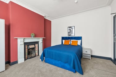 7 bed house, Hamilton Gardens, North Hill, Plymouth, PL46PQ - Image 4