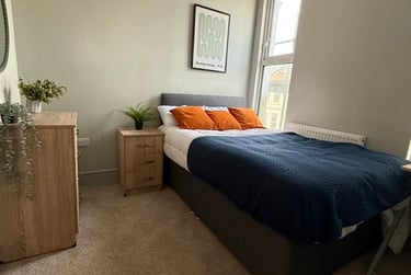 6 bed house, Furzehill Road, Mutley, Plymouth, PL47LB - Image 13