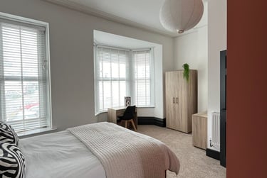 7 bed house, Blenheim Road, North Hill, Plymouth, PL48LJ - Image 4