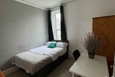 5 bed house, Alexandra Road, Mutley, Plymouth, PL47JR - Image 4