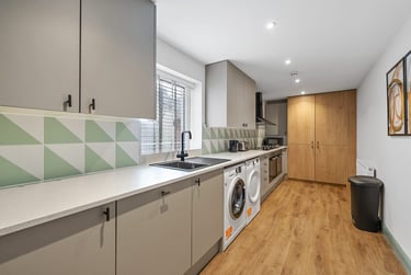 7 bed house, Headland Park, Greenbank, Plymouth, PL48HS - Image 4