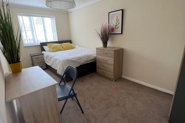 4 bed house, Freedom Square, Greenbank, Plymouth, PL47QP - Image 4