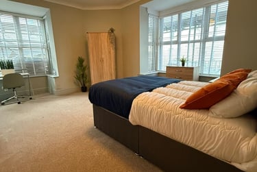 6 bed house, Furzehill Road, Mutley, Plymouth, PL47LB - Image 5