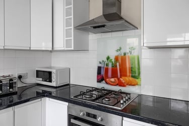 4 bed house, Chedworth Street, Greenbank, Plymouth, PL48NT - Image 3