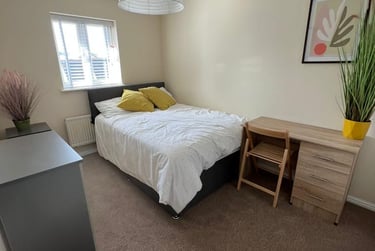 4 bed house, Freedom Square, Greenbank, Plymouth, PL47QP - Image 6