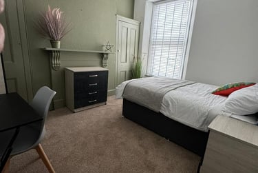 5 bed house, Chaddlewood Avenue, Lipson, Plymouth, PL48RF - Image 10