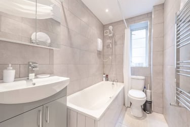 4 bed flat, Edith Villas, West Kensington, London, W149AA - Image 14
