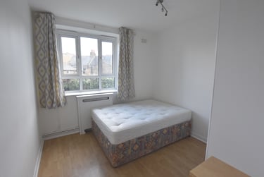 4 bed flat, Margravine Road, Hammersmith, London, W68LR - Image 2