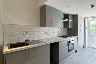 6 bed house, Princes Avenue, Acton, London, W38LT - Image 4