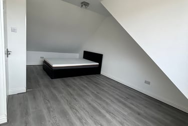 6 bed house, Princes Avenue, Acton, London, W38LT - Image 10