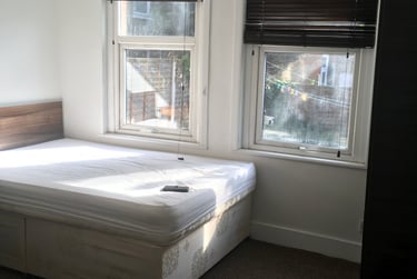 1 bed flat, Markhouse Road, Leyton, London, E178EF - Image 1