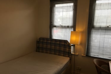 1 bed flat, Markhouse Road, Leyton, London, E178EF - Image 6