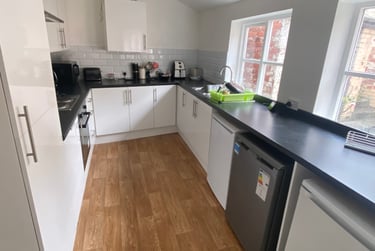 6 bed house, Alexandria Crescent, Viaduct, Durham, DH14EE - Image 5