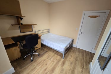 6 bed house, Kensington Road, Linthorpe Village, Middlesbrough, TS56AN - Image 11