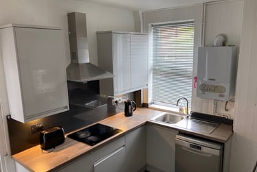 4 bed house, Fallowfield, Burnage, Manchester, M192BN - Image 1