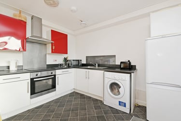 3 bed flat, Edmund Road, Heeley, Sheffield, S24EG - Image 3