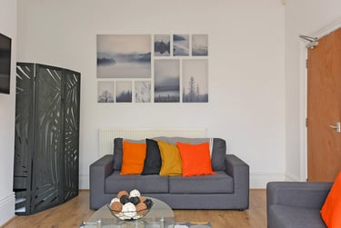 6 bed house, Shoreham Street, Central, Sheffield, S24FB - Image 2