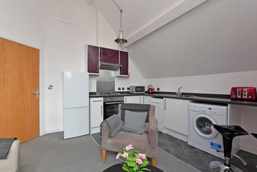 3 bed flat, Fitzalan Square, City Centre, Sheffield, S12AY - Image 3