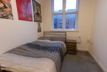 3 bed flat, Clough Road, Heeley, Sheffield, S24BN - Image 8