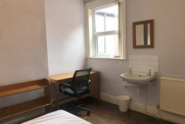 4 bed house, Berkeley Avenue, Rusholme, Manchester, M145DN - Image 8