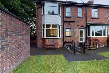 10 bed house, Heaton Rd, Withington, Manchester, M204PU - Image 2
