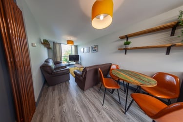 6 bed house, Arle Gardens, Near university, Cheltenham, GL518HP - Image 2