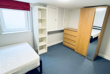 6 bed house, Dunalley Parade, Francis Close Hall, Cheltenham, GL504LU - Image 12