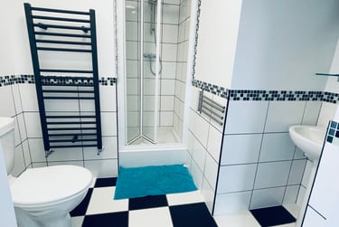 8 bed house, Charles Street, Near francis close campus, Cheltenham, GL519HH - Image 6