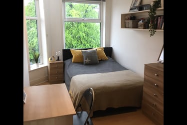 3 bed flat, Ladybarn road, Fallowfield, Manchester, M146WN - Image 3