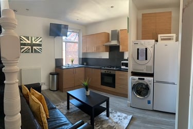 8 bed flat, Ladybarn Road, Fallowfield, Manchester, M146WN - Image 8