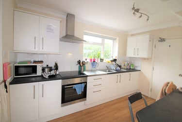 5 bed house, Southall Avenue, Bevendean, Brighton, BN24BB - Image 3