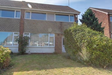 5 bed house, Tenterden Drive, Hales Place, Canterbury, CT27BN - Image 1