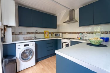 5 bed house, Crossways, Hales Place, Canterbury, CT27BS - Image 2