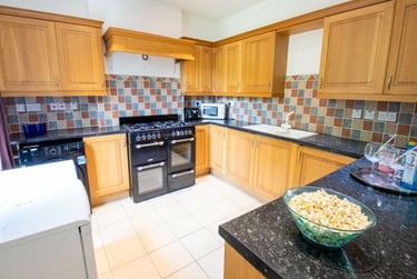 5 bed house, Hackington Road, Hales Place, Canterbury, CT29NQ - Image 4