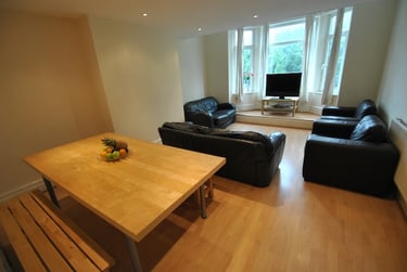 6 bed house, Birchfields Road, Longsight, Manchester, M130XX - Image 1