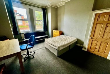 10 bed house, Norman Road, Victoria Park, Manchester, M145LA - Image 2