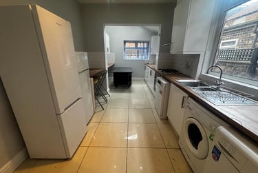 4 bed house, Ladybarn Lane, Fallowfield, Manchester, M146YU - Image 2