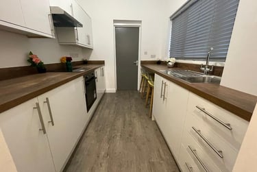 5 bed house, Marcus Grove, Victoria Park, Manchester, M145GX - Image 7