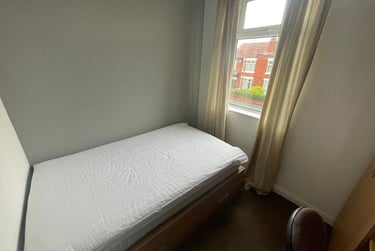 4 bed house, Barnsfold Avenue, Fallowfield, Manchester, M146FJ - Image 8