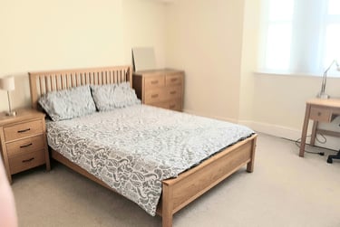 4 bed flat, Mutley Plain, City Centre, Plymouth, PL46JG - Image 3