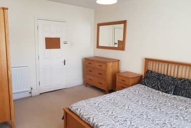 4 bed flat, Mutley Plain, City Centre, Plymouth, PL46JG - Image 4