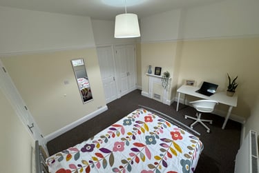 2 bed flat, Green Park Avenue, Mutley, Plymouth, PL46PG - Image 9