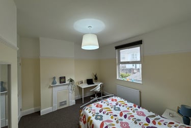 2 bed flat, Green Park Avenue, Mutley, Plymouth, PL46PG - Image 8