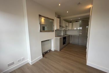 3 bed flat, 135 Richmond Road, Kingston upon thames, Kingston, KT25BZ - Image 1