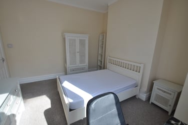 6 bed house, Gwydr Crescent, Uplands, Swansea, SA20AB - Image 5