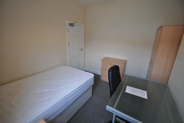 5 bed house, Baglan St, Port tennant, Swansea, SA18JZ - Image 12