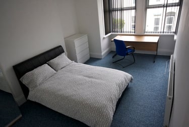 5 bed house, Southern Terrace, Greenbank, Plymouth, PL47LS - Image 3